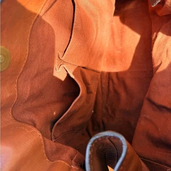 Frye Chestnut Brown Pebbled Leather Hobo Shoulder Bag - Picture 8 of 15